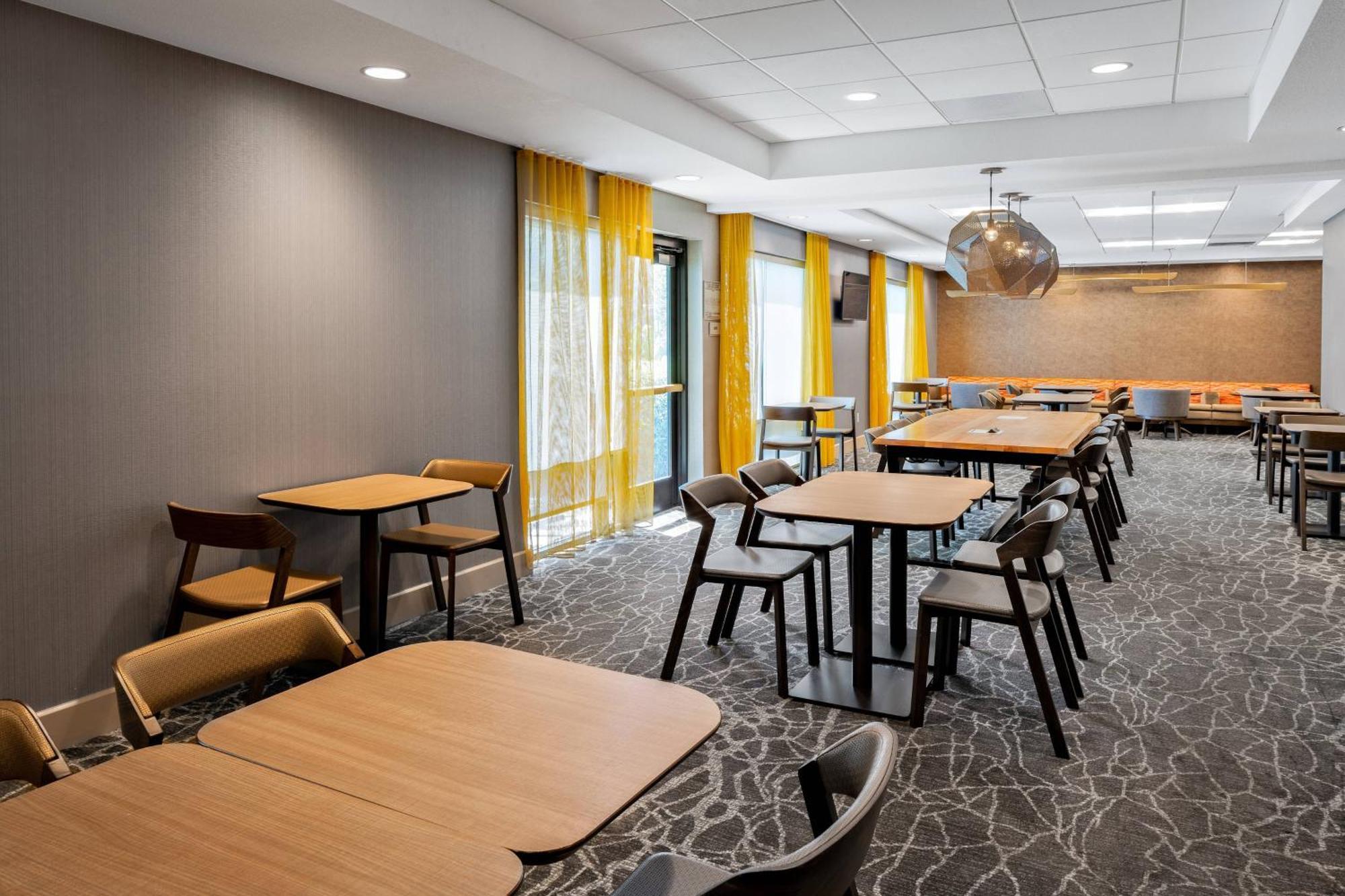 Springhill Suites San Diego Rancho Bernardo/Scripps Поуей Екстериор снимка